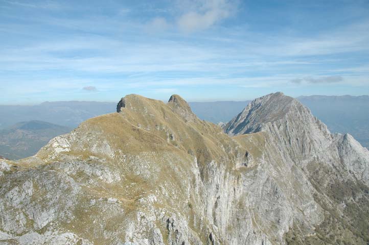 Uno sguardo sulle Alpi Apuane